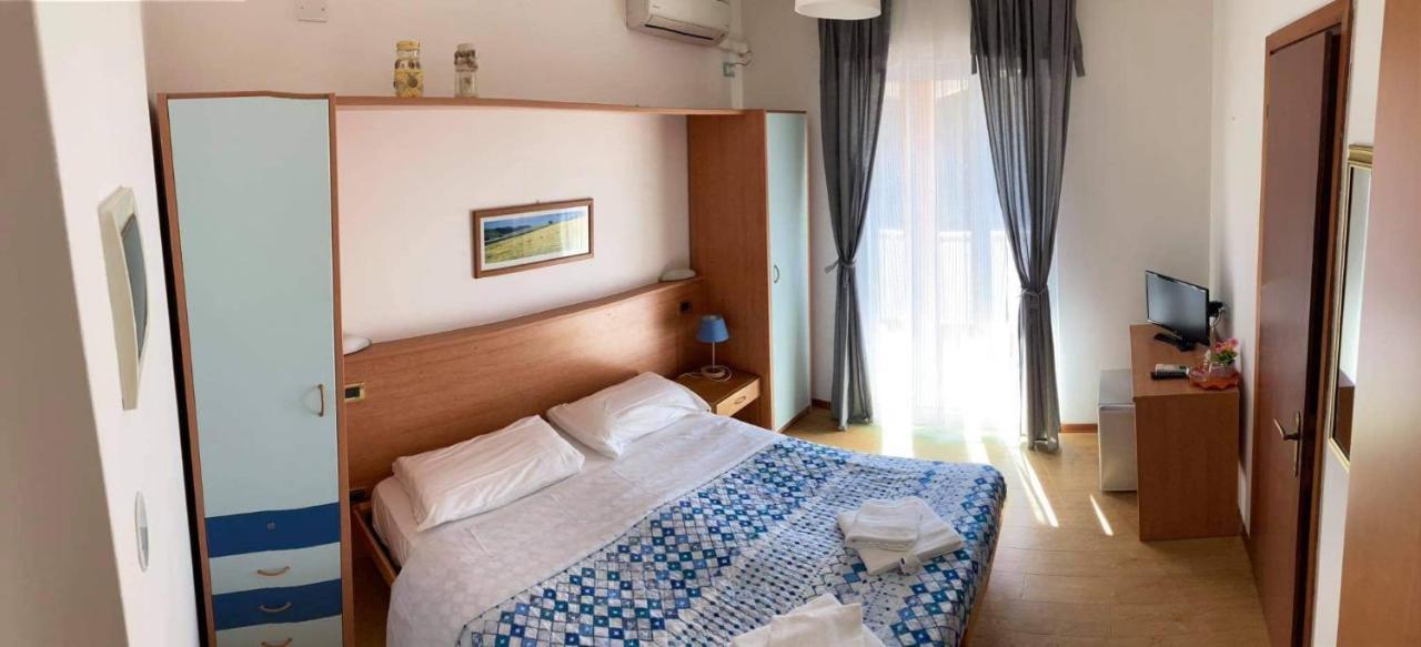 Albergo Al Sole 格拉多 外观 照片